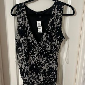 NWT medium womens tank top sleeveless blouse